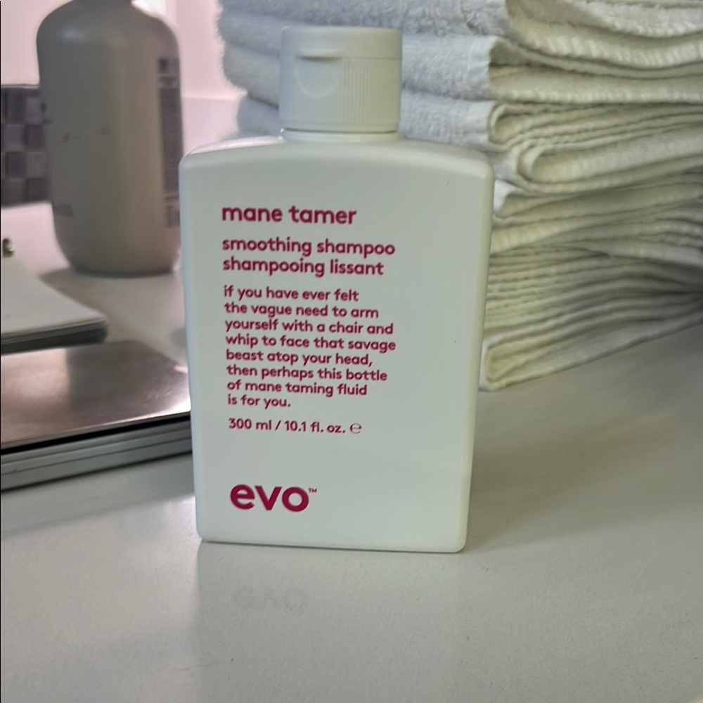 Evo White Anti-Frizz Shampoo for Smooth Hair